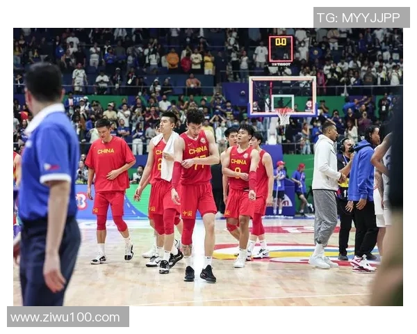 中国国家蓝球队迎战美国队决战篮球巅峰展现实力与激情