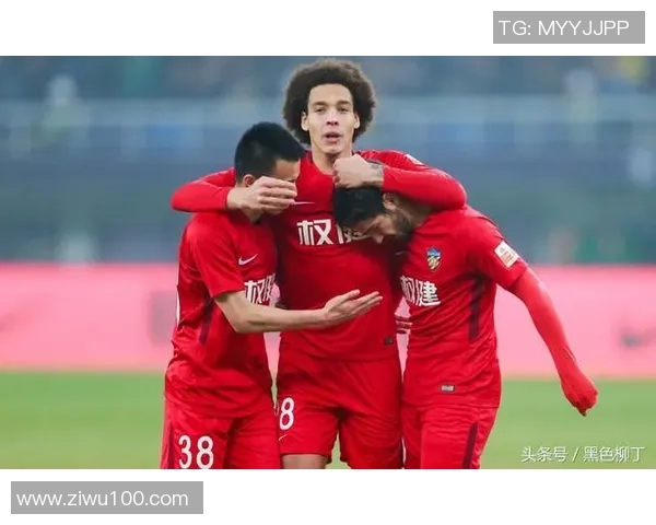 权健与苏宁激战正酣球迷怒骂街头引发热议